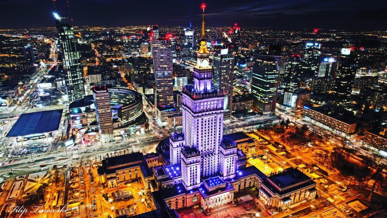 Diamond Metro Wifi 300 Mbs 70'Tv Netflix Hbo Appletv+ Apartment Warsaw Exterior photo
